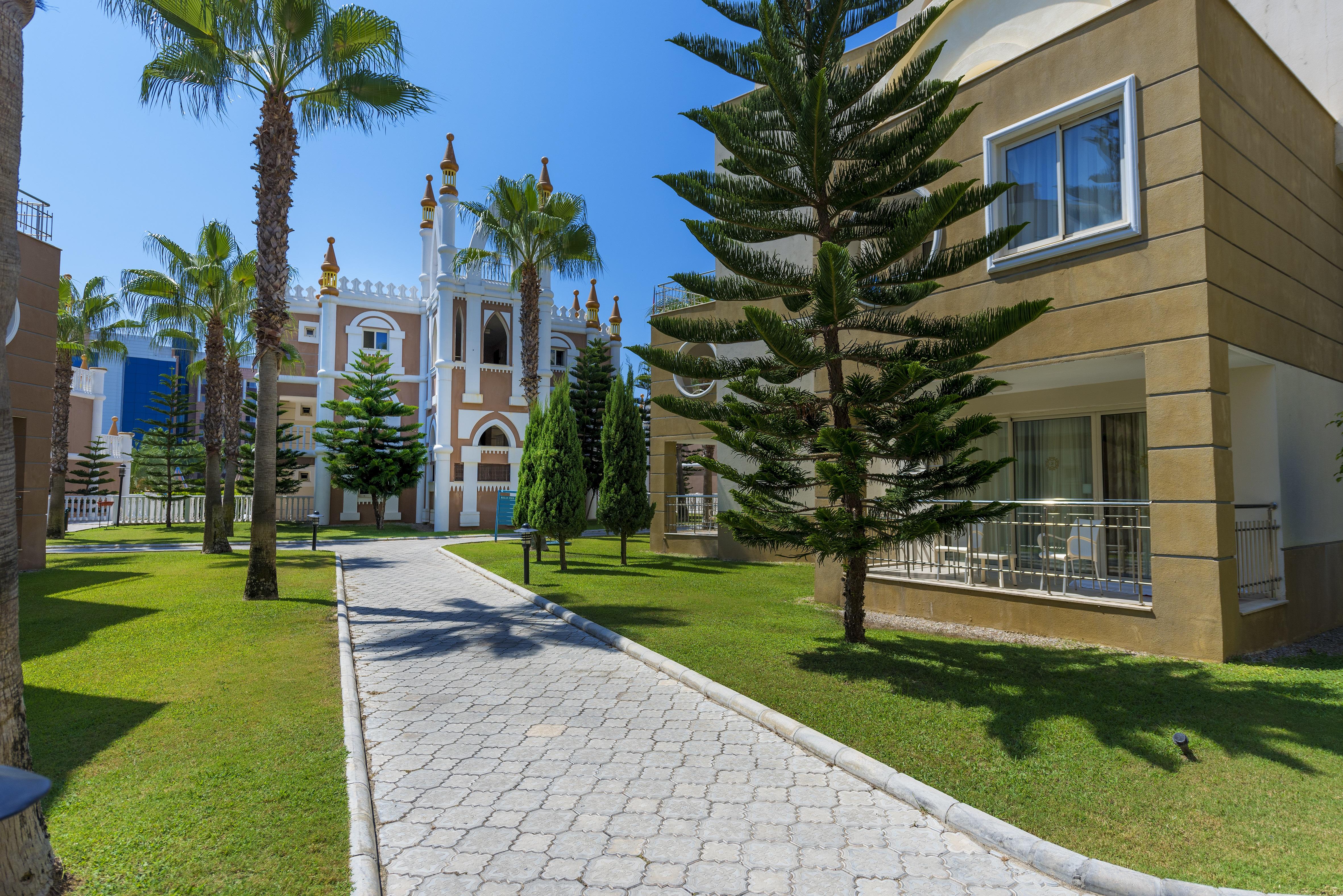 Sentido Kamelya Fulya Hotel&Aqua - Ultra All Inclusive Colakli Exterior foto Residential neighborhood in the city