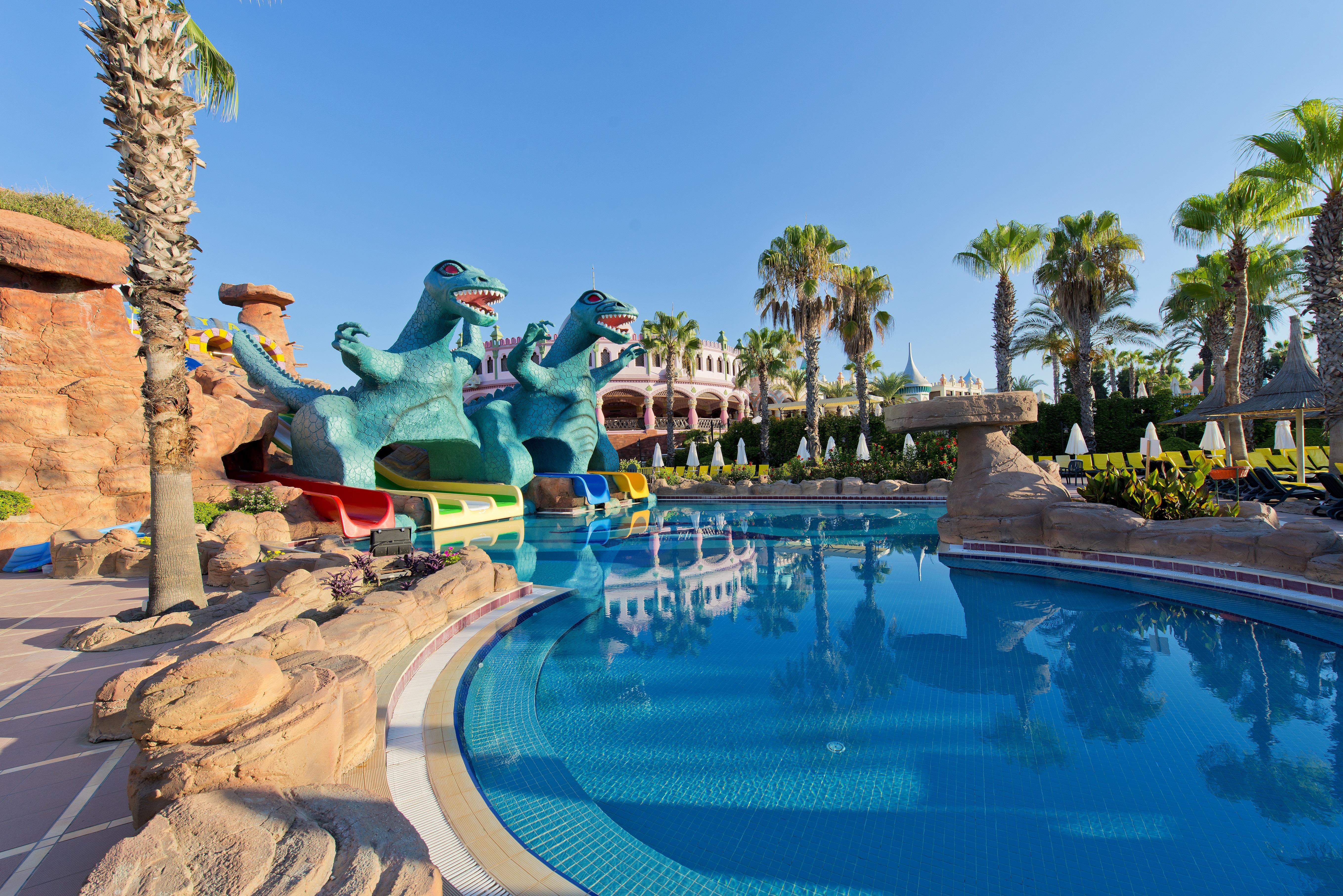 Sentido Kamelya Fulya Hotel&Aqua - Ultra All Inclusive Colakli Exterior foto The Land of Legends Theme Park