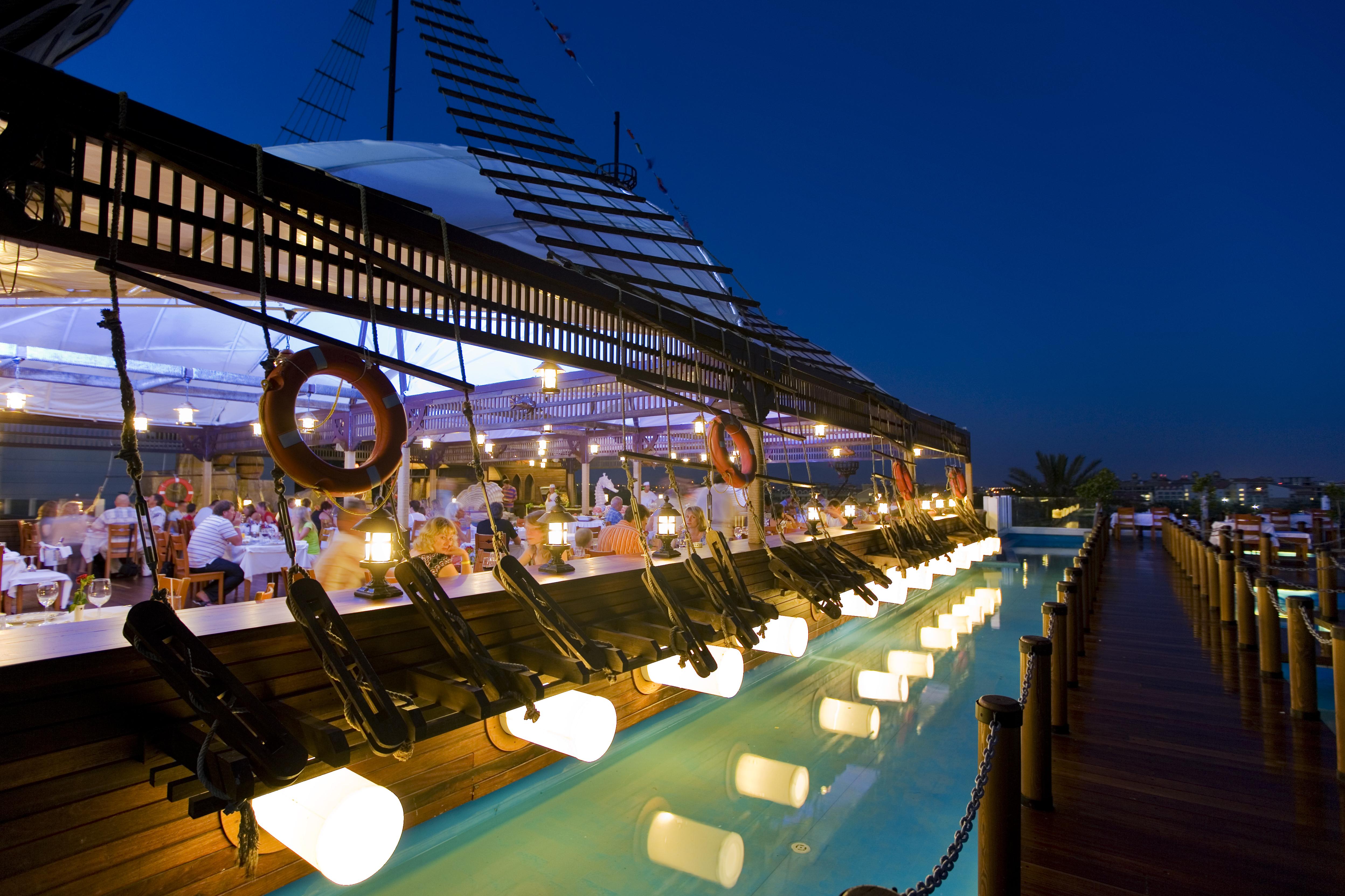 Sentido Kamelya Fulya Hotel&Aqua - Ultra All Inclusive Colakli Exterior foto The pool at the Sky Bar